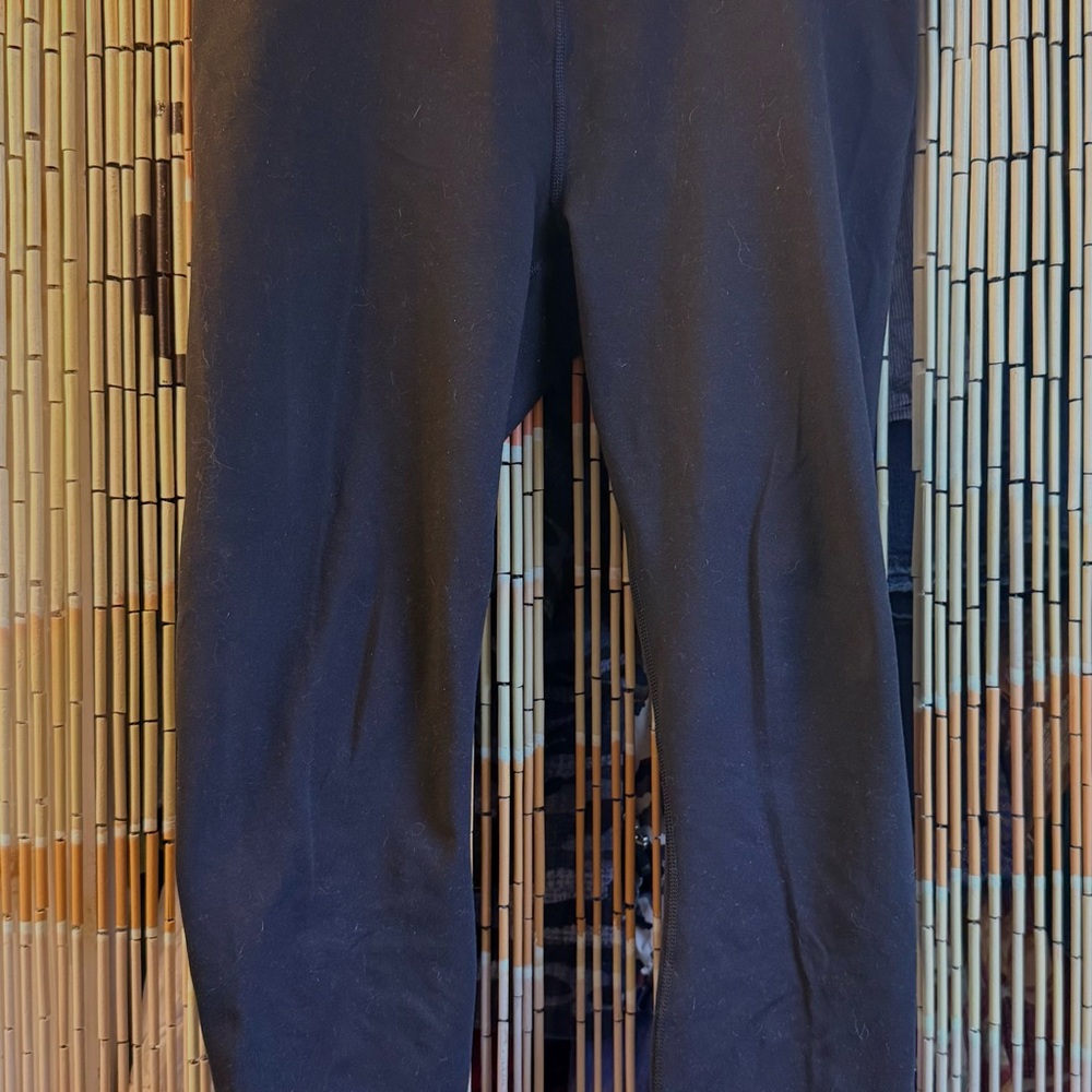 Fabletics Powerhold 7/8th Black Leggings